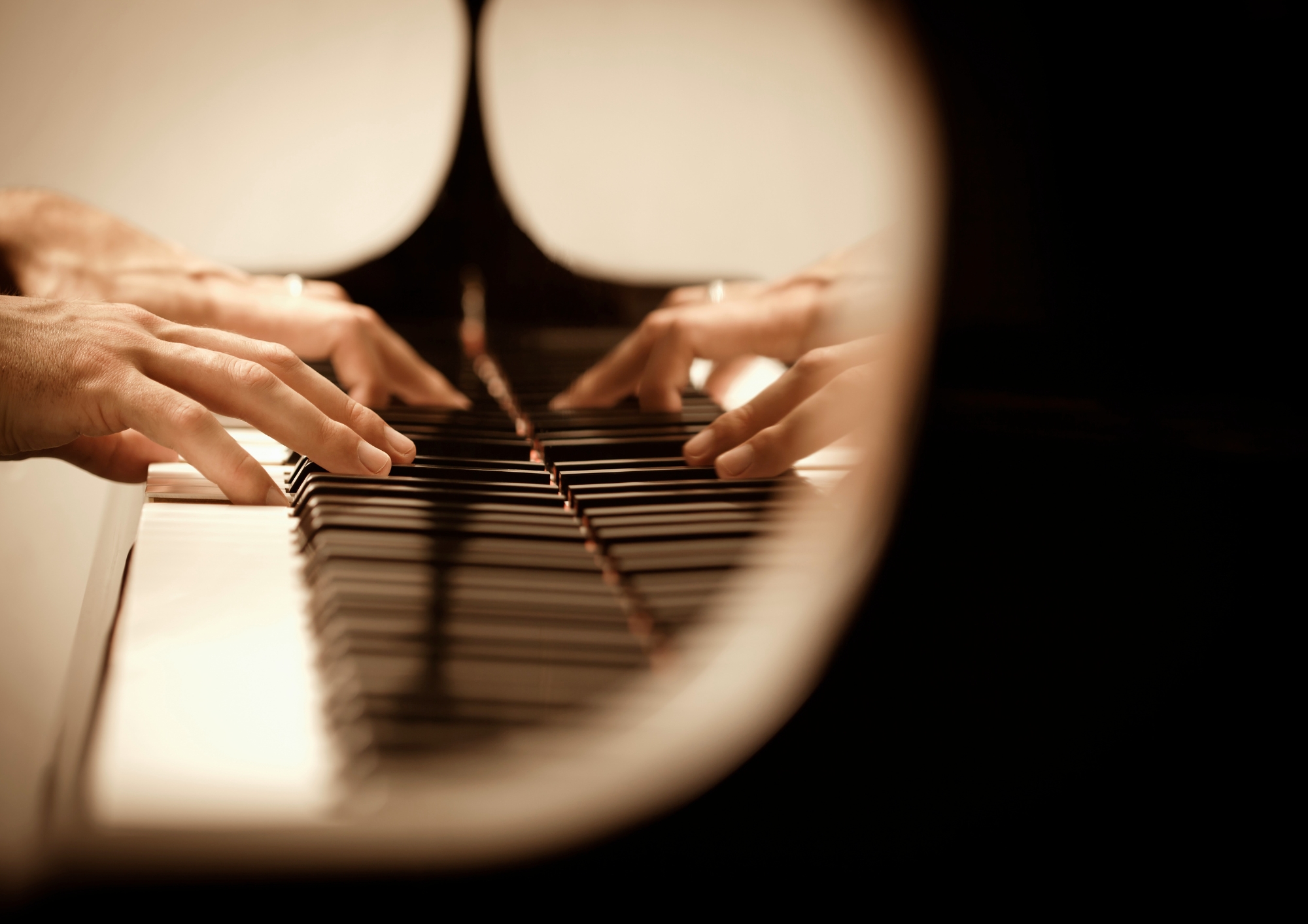 Piano Night m Zündwerk Living Room ©Canva